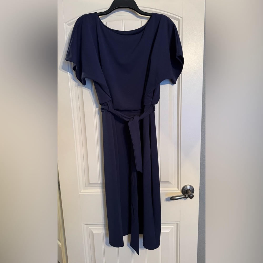 Chic Short Sleeve Navy Dress with side zipper